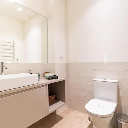 3br In Boavista W Balcony & Ac By Lovelystay Appartement Oporto